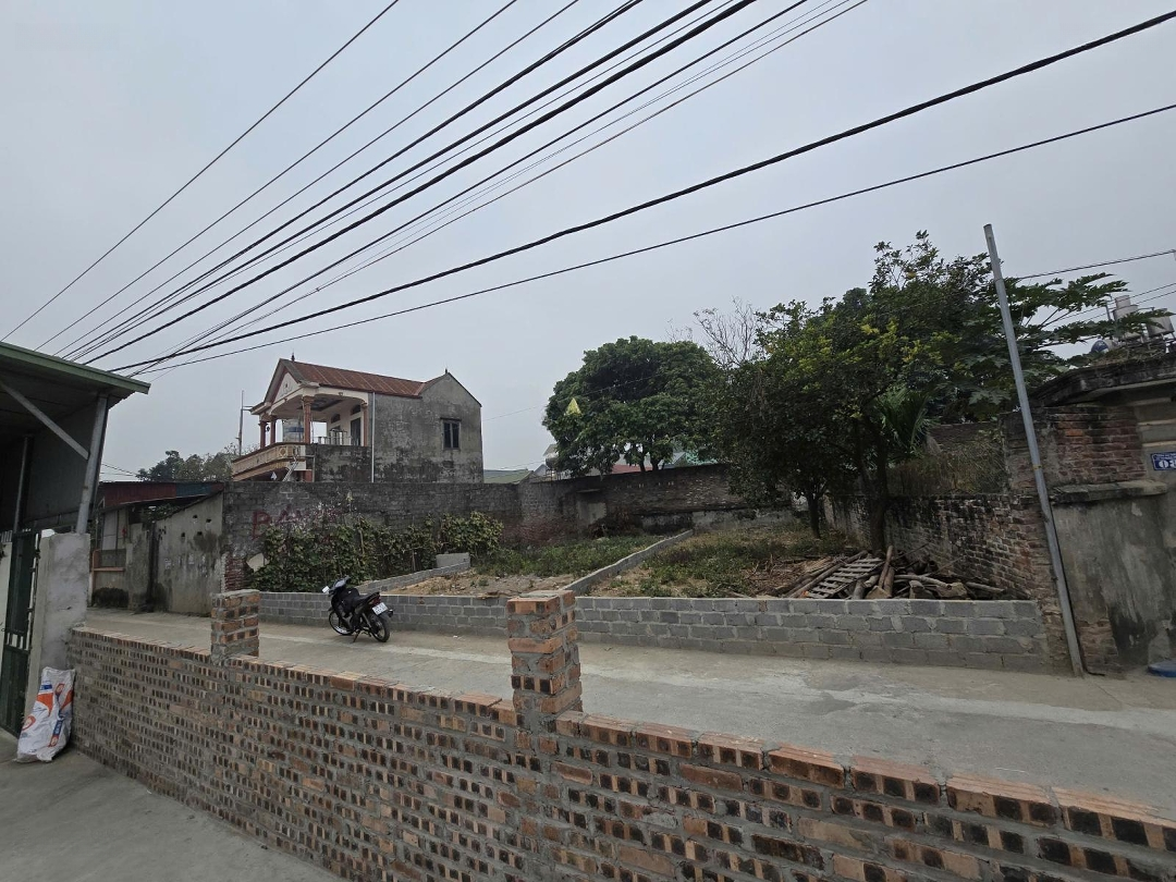 Bán Đất 238M2 Mặt Tiền Thôn Trí Thủy, Xã Thủy Xuân Tiên, Chương Mỹ. 10 Triệu/M2