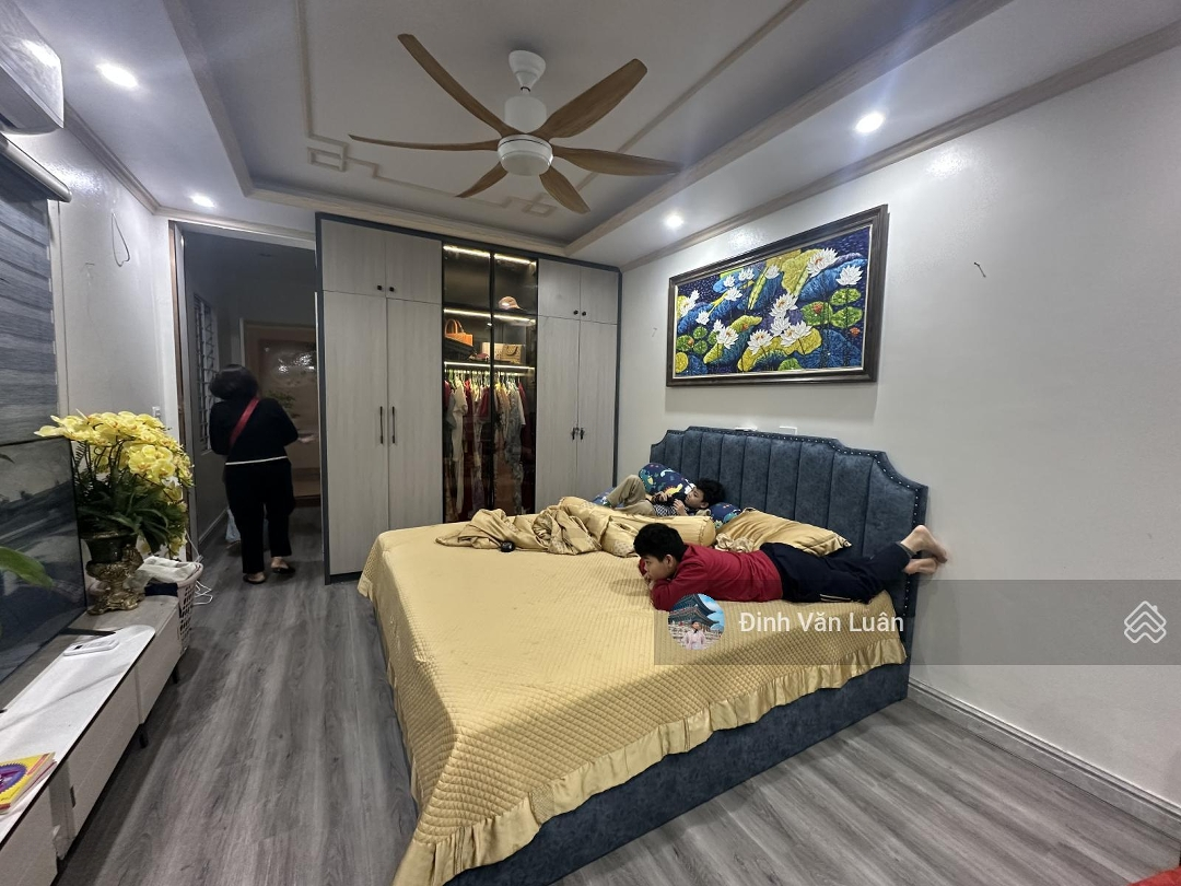 Tuyệt Tác Nhân Gian! Lô Góc, Đường Ô Tô, Kinh Doanh, Ngõ Thông, Đẹp Ở Luôn, 40M2 X 5T,Mặt Tiền4M