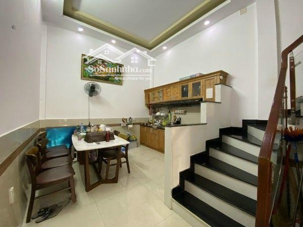Ngay Mặt Tiền Phan Đăng Lưu! Bán Nhà(4X14M)Hẽm Xe Hơitận Cửa 4 Tầng 4Pn 4 Vệ Sinhgiá Bán 13 Tỷ 2