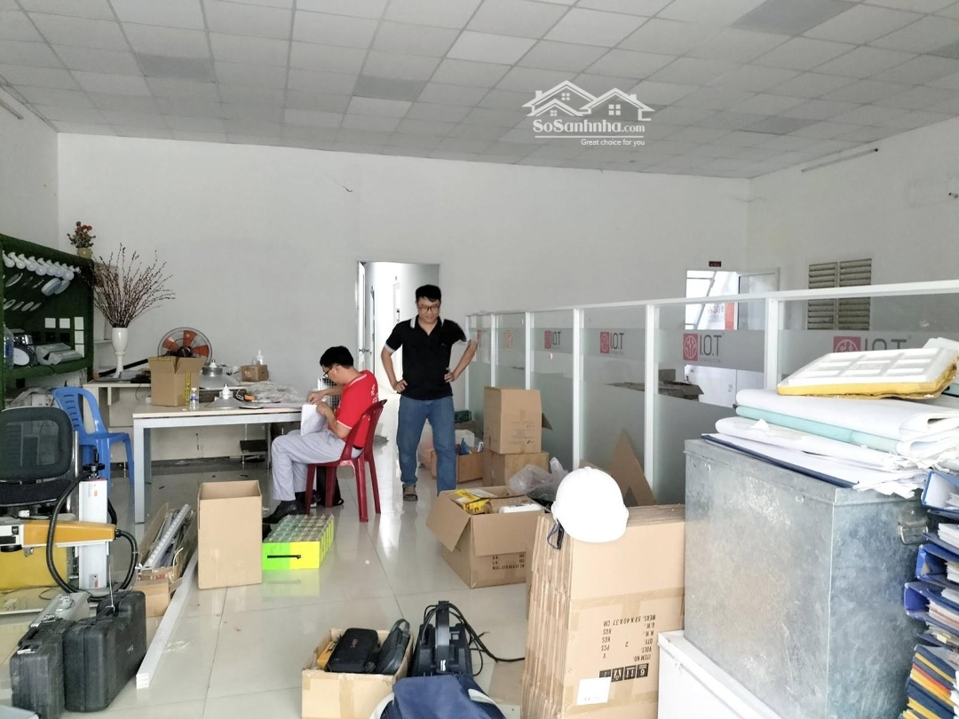 Cho Thuê Kho 240M2, 20 Triệu/Th Đường Lê Văn Việt, Thủ Đức