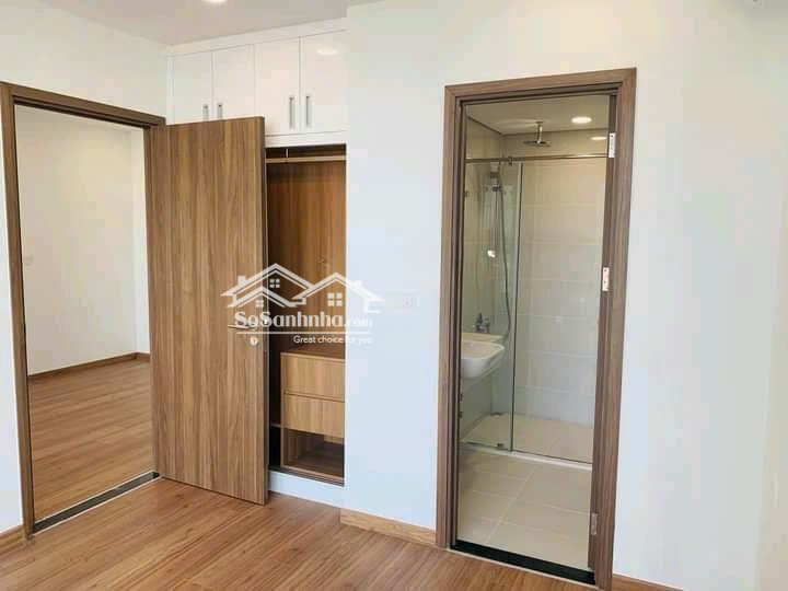 Bán Cc Eco Green Sài Gòn, 4,5 Tỷ, 66M2, View Đẹp 2 Phòng Ngủ Tầng Cao