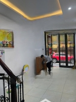 Cho Thuê Nhà Lê Trọng Tấn Txdiện Tích55M X 5 Tầng Mặt Tiền 4,5 M , Tầng 1 Thông Trên Chia 2 Phòng Đh.nl