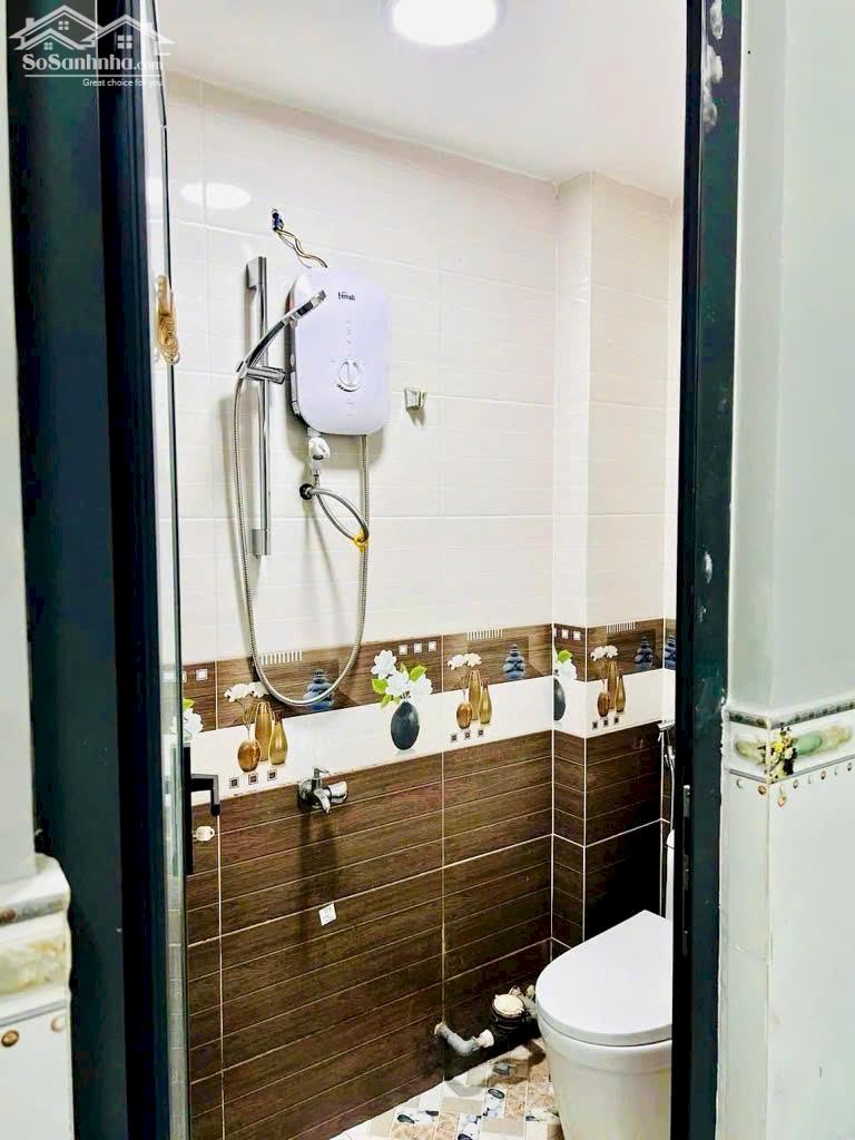 Bán nhà hẻm 184 Âu Dương Lân quận 8, 12 phòng ngủ (5x22m) 5 tầng chỉ 10.5 tỷ