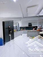 Định Cư Bán Gấp Nhà Đẹp 3 Tầng 9X11M, Tặng Nội Thất Giá Chỉ 5.4 Tỷ, Đường 6M Huỳnh Tấn Phát Nhà Bè
