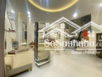 Nguyên Căn Biệt Thự Siêu Đẹp Cmt8, P7. Dt: 15X25M. 1 Trệt 3 Lầu, Full Nội Thất, Sân Vườn. Giá 65 Triệu