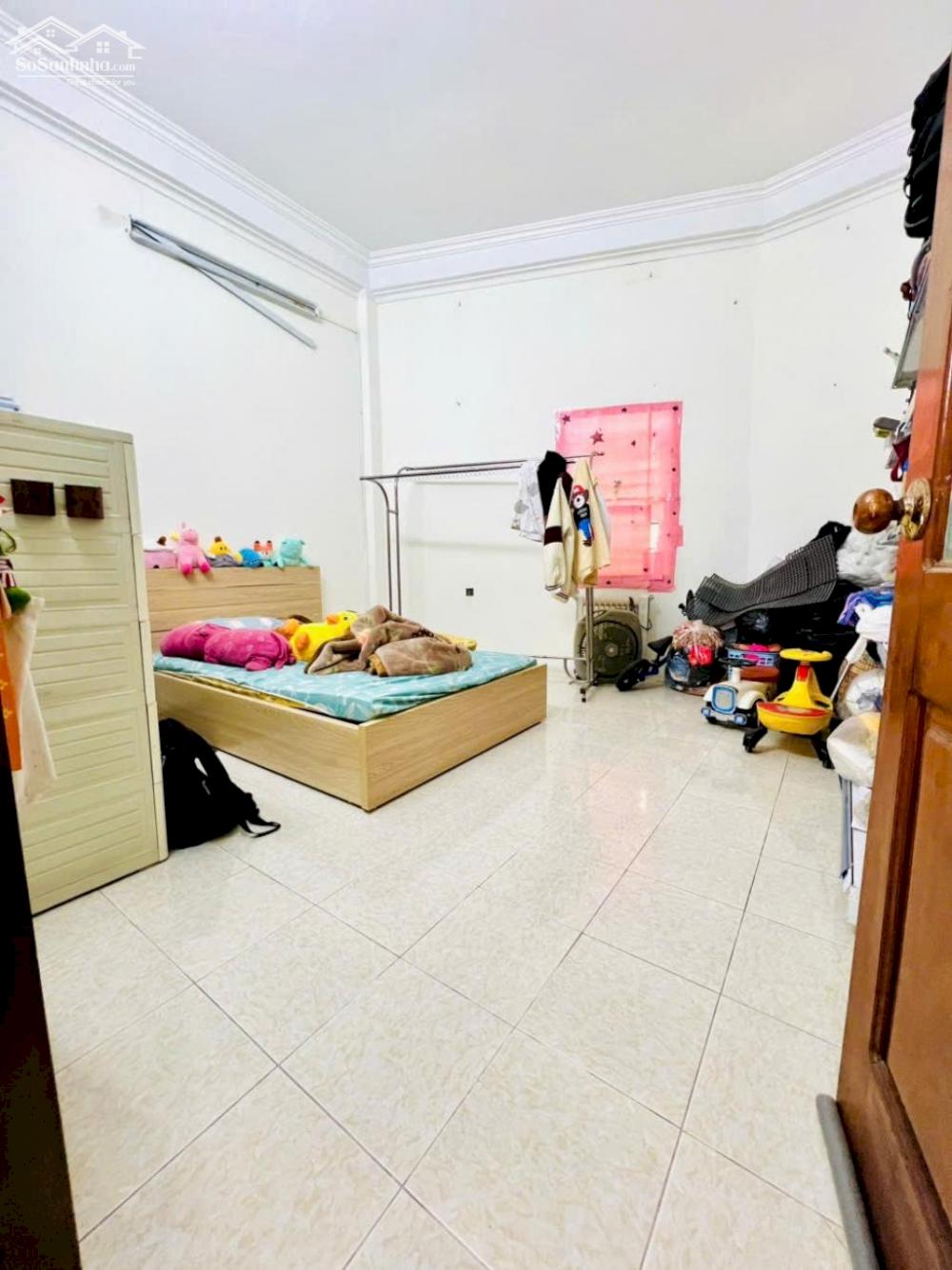 NHÀ ĐẸP Ở LUÔN – 3 tầng Hàng Bồ 30m chỉ 6.5 tỷ - NGÕ THẲNG CÓ SÂN THOÁNG