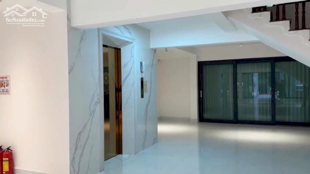 Cho thuê nhà Hoàng Ngân 6 tầng thang máy 130m2 2 mặt trước sau mới đẹp kinh doanh mọi mô hình