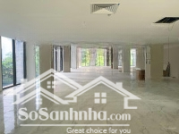 Cho Thuê Tầng 1 Diện Tich 600M2 , Mặt Tiền 20M Hoàng Cầu, Đống Đa