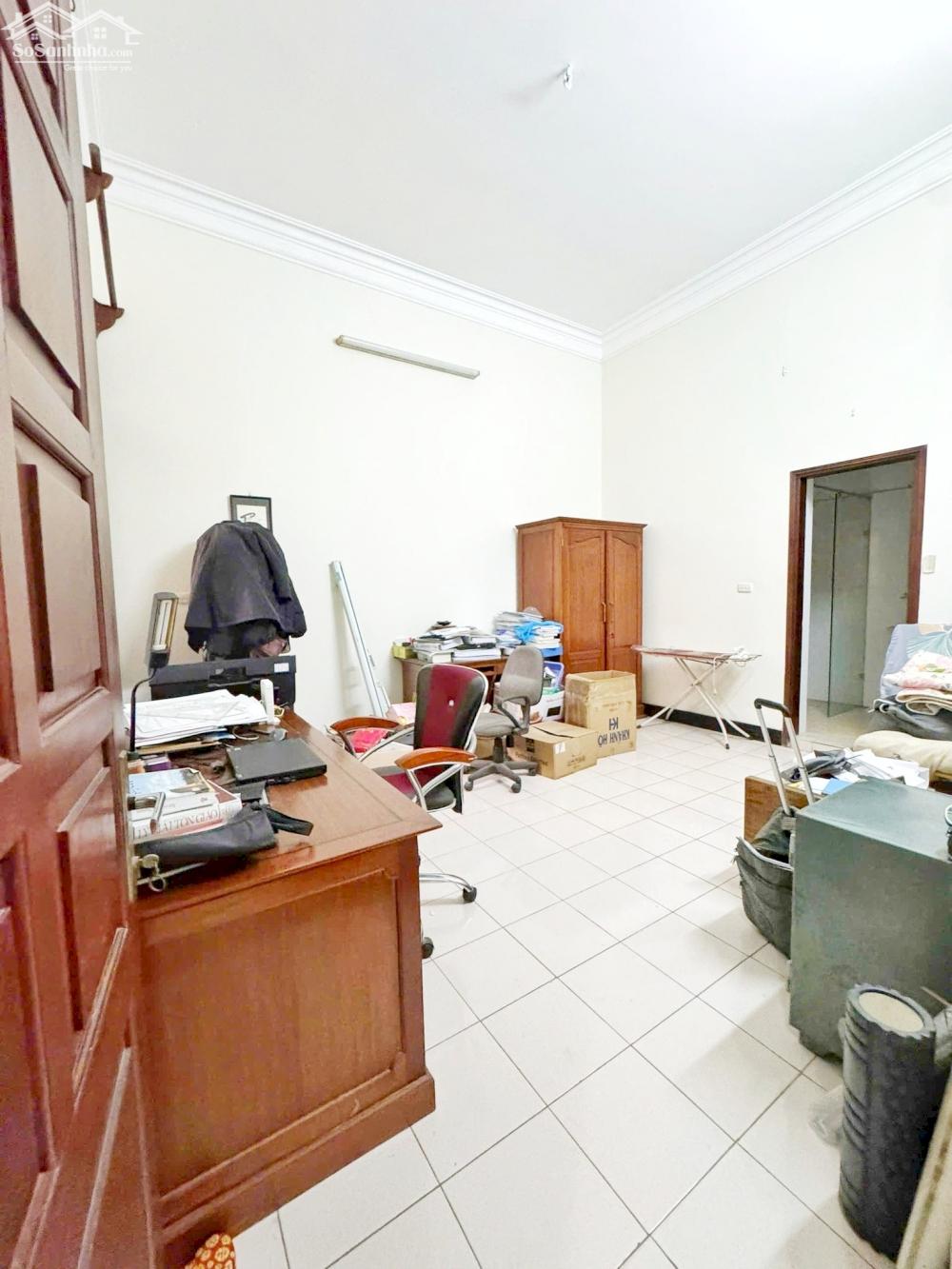 Bán nhà lô góc phố Thái Hà, Đống Đa, ô tô vào nhà 3 tầng 154m2 giá 46 tỷ