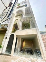 Nhà 5 Tầng Ngã Tư Canh Nam Từ Liêm Thiết Kế Riêng Biệt Kiểu Châu Âu, Ô Tô Đỗ Cửa, Giá Hơn 5 Tỷ Chút