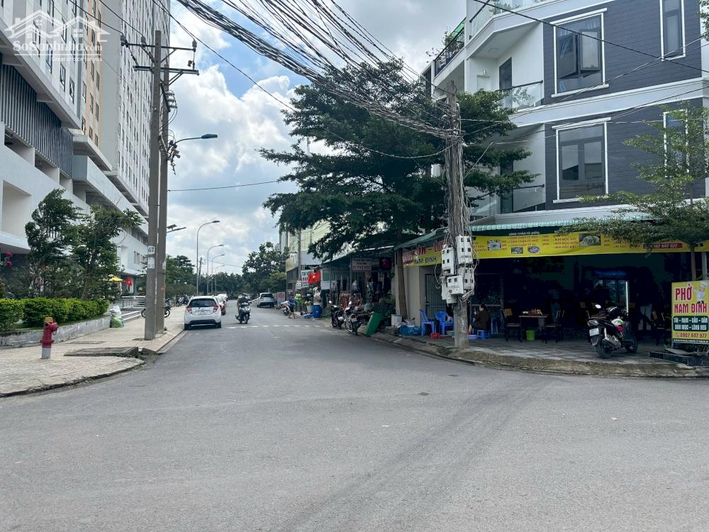 Bán nhanh lô 129m ngay chợ đầu mối Thủ Đức giá 4,750 tỷ sổ riêng kinh doanh tốt
