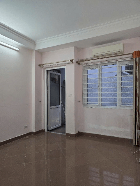 Phố VIP Ngọc Hà – Hàng xóm Lăng Bác – 55m2 – ô chờ thang máy – 2 phút ra Hồ Đầm