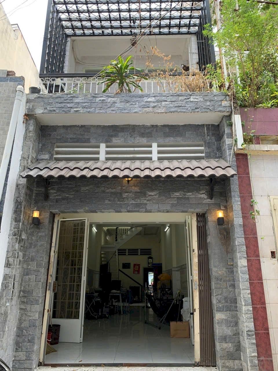 Cho thuê nhà nguyên căn hẻm xe hơi Thiên Phước P9, Tân Bình