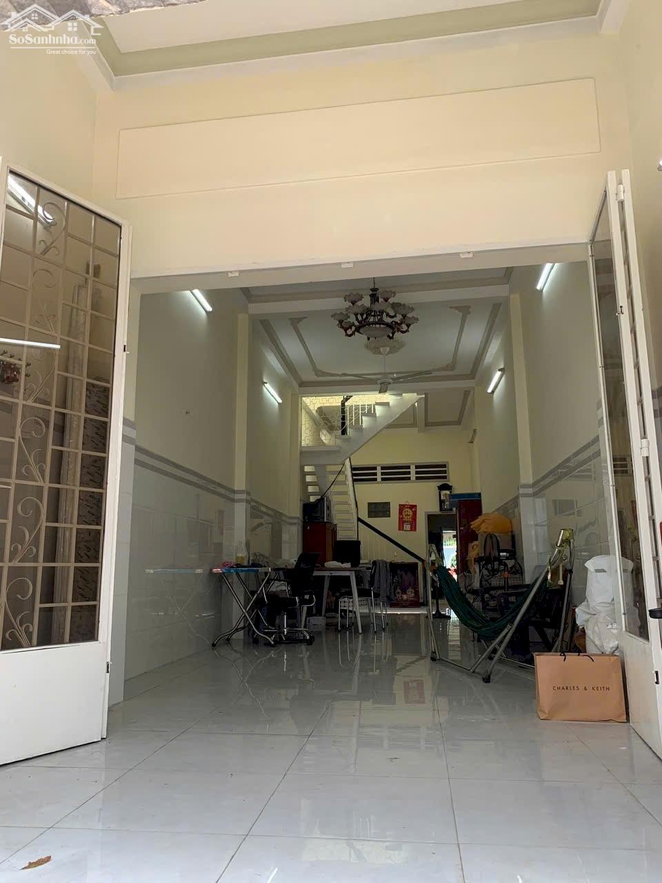 Cho thuê nhà nguyên căn hẻm xe hơi Thiên Phước P9, Tân Bình