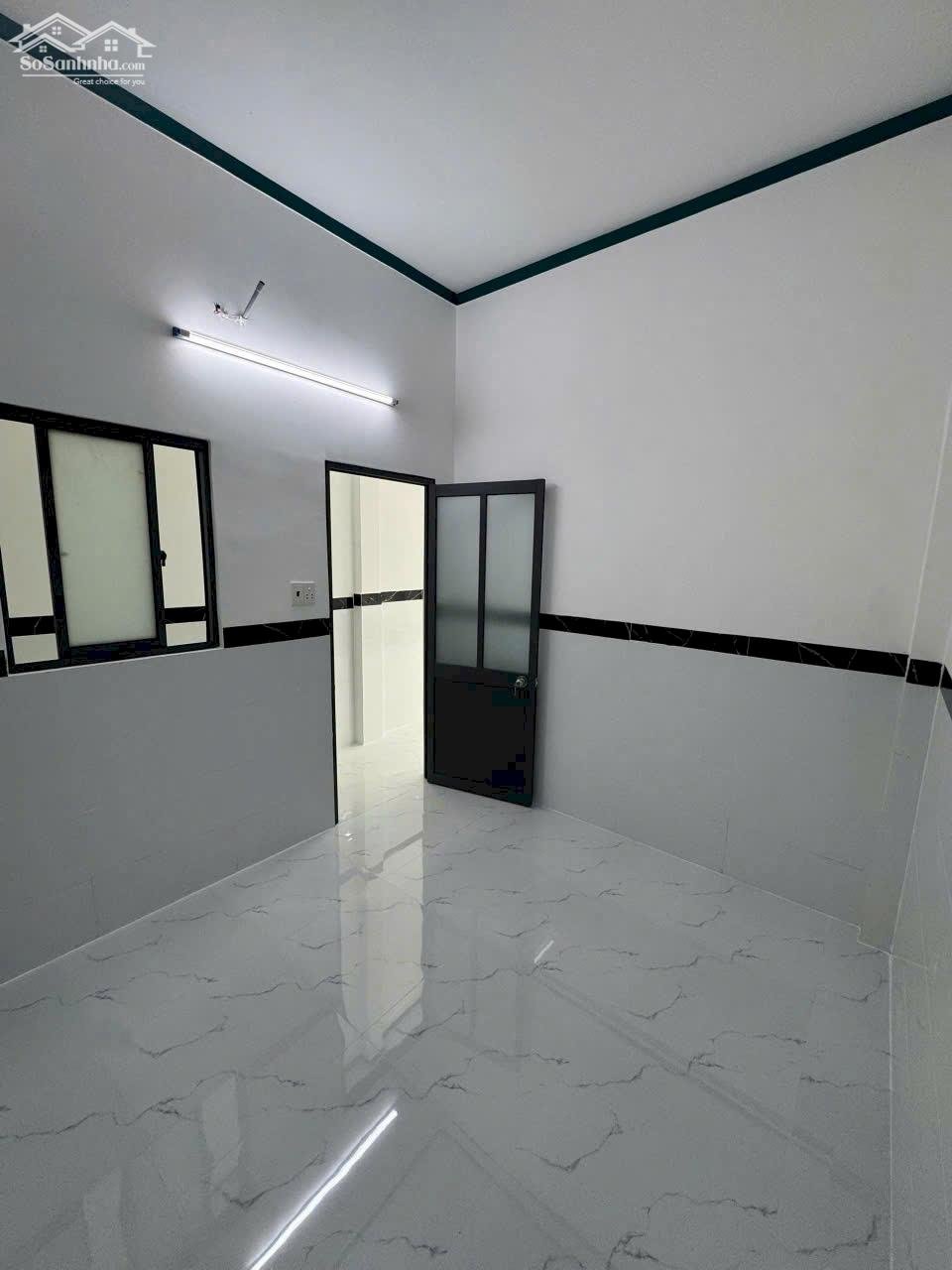 HẠ 100TR...CHÍNH CHỦ BÁN GẤP NHÀ CẤP 4 SHR CHỈ 400TR SỞ HỮU GẦN BỬU LONG