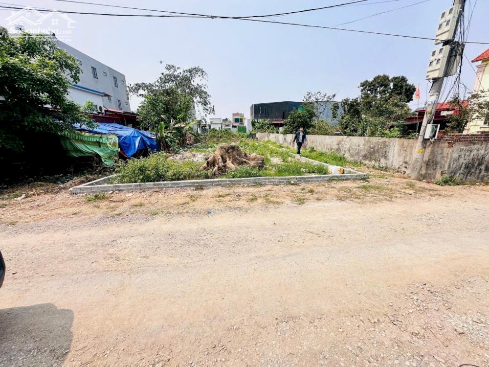 Cần bán 2 lô liền kề tại Hải Thành 2 - Đường trước mặt rộng 7m - Diện tích 90m2 - Ngang 4m - Giá chỉ loanh quanh hơn 25 triệu/m2  Hoàng Tráng BDS  0981 05 3456