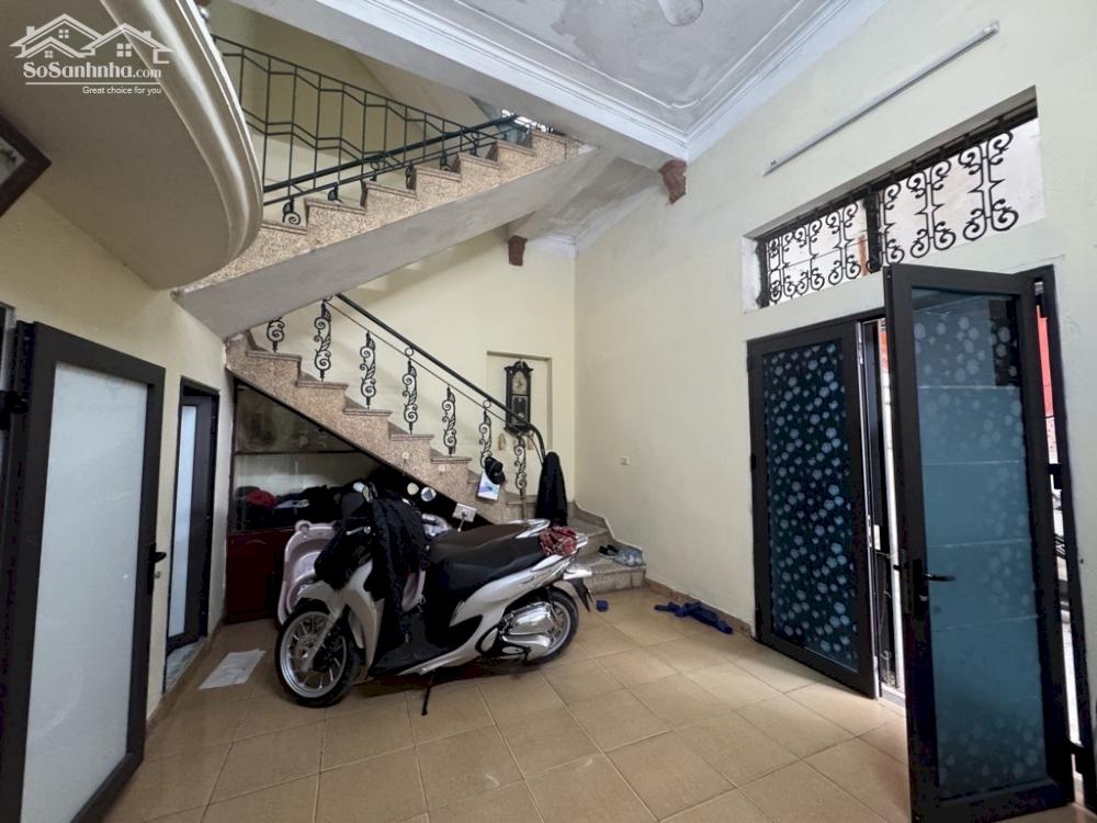 BÁN NHÀ TỰU LIỆT - THANH TRÌ, YÊN TĨNH VÀ HIẾM NHÀ BÁN 42M2 LOANH QUANH 7 TỶ