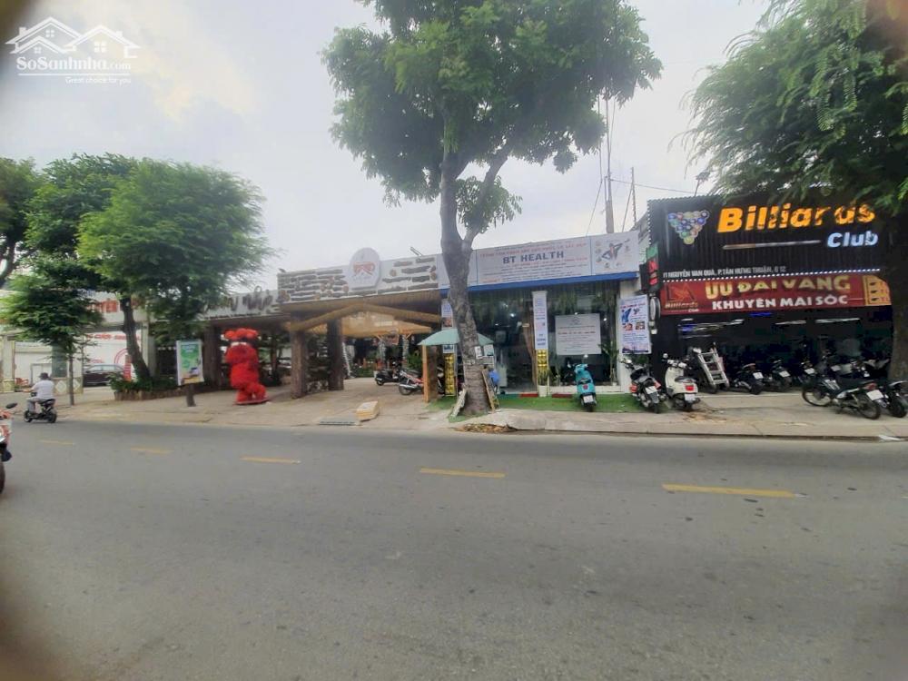 Mặt bằng hơn 3000m2 tại 156 nguyễn văn quá, quận 12