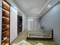 Chính Chủ Bán 2 Nhà Đang Ở Liền Nhau(Bán Lẻ Từng Căn) Ra Nước Ngoài Sống, 30M, 5 Tầng, Mt4M, 7-9 Tỉ