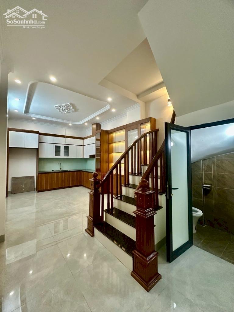 Bán nhà Phố Hồng Hà - Oto - Thang Máy - Phân Lô: 58m x 5T. Giá 15 tỷ