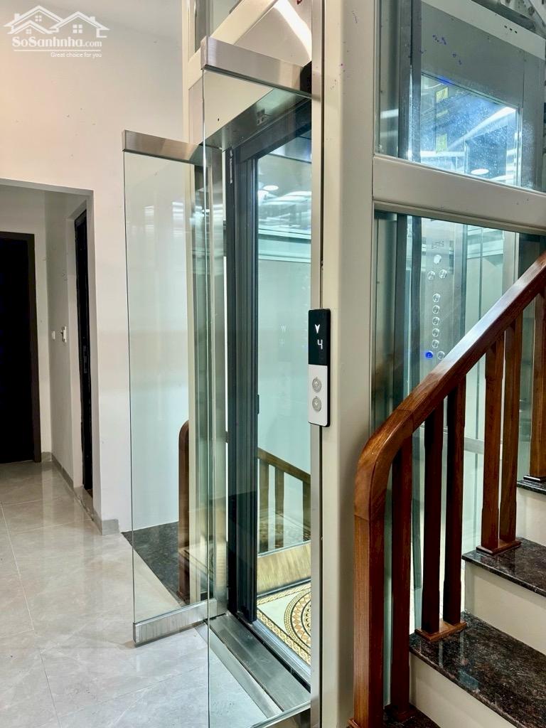 Bán nhà Phố Hồng Hà - Oto - Thang Máy - Phân Lô: 58m x 5T. Giá 15 tỷ