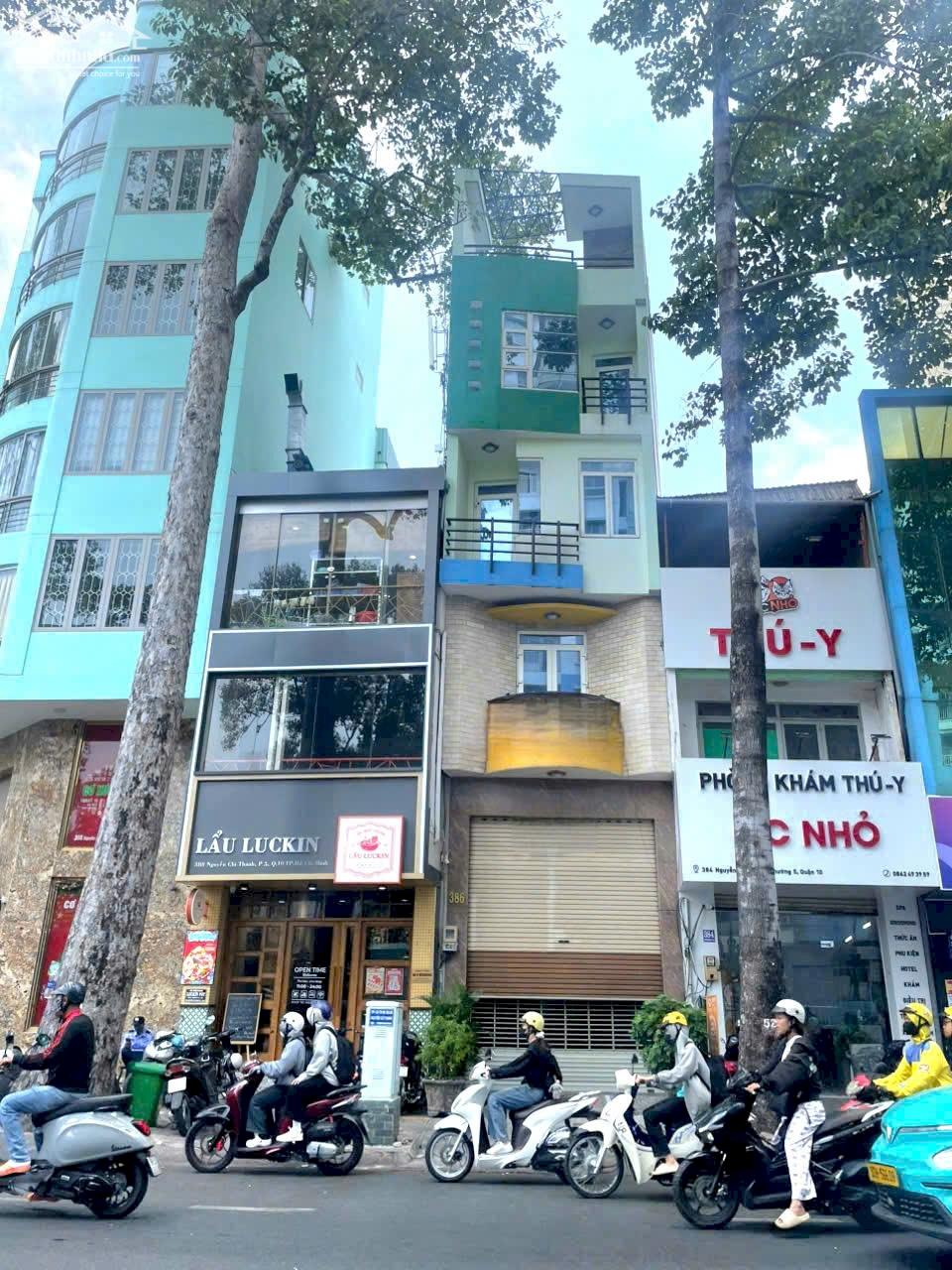 Bán Nhà Mặt Tiền Số: 386 Nguyễn Chí Thanh, Phường 5, Quận 10. Hầm + 5 Tầng, Nhà Nở Hậu Đẹp