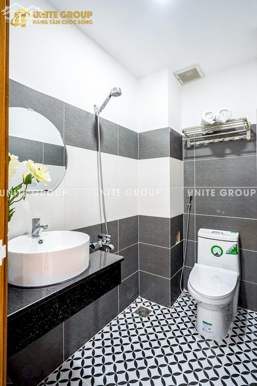 Cho Thuê Phòng Ban Công Bình Thạnh Gần Ngã Tư Hàng Xanh