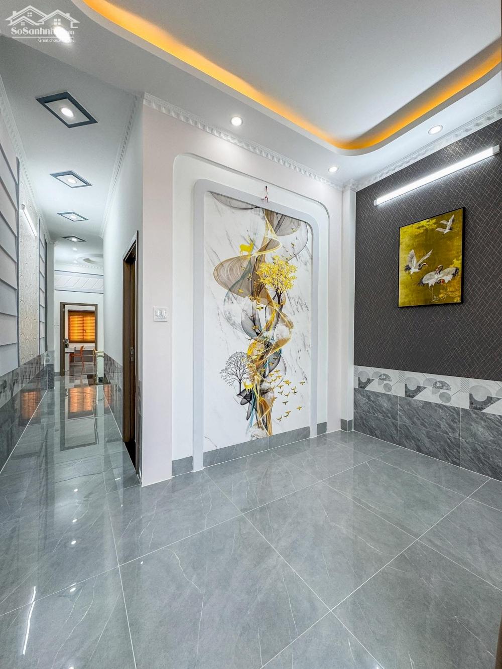 Nhà lầu xây mới 4 phòng, nằm cách Đại Học Cần Thơ 500m