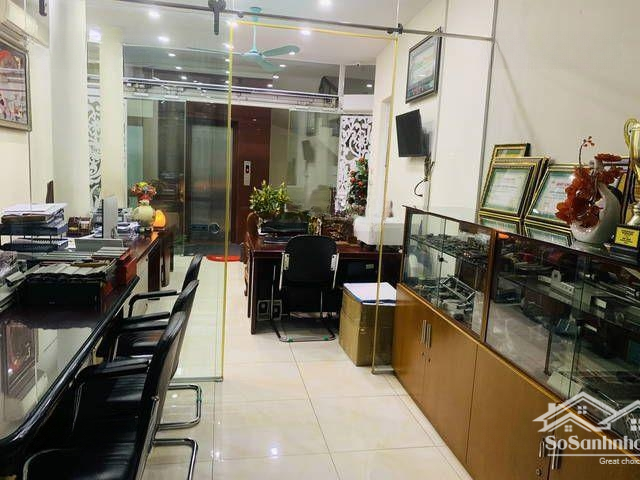 Bán Nhà Ngõ 9 Nguyễn Khang, Cầu Giấy, Hà Nội. Diện Tích 50M2. Giá Bán 17.5 Tỷ, Ô Tô Đỗ Cửa !!!