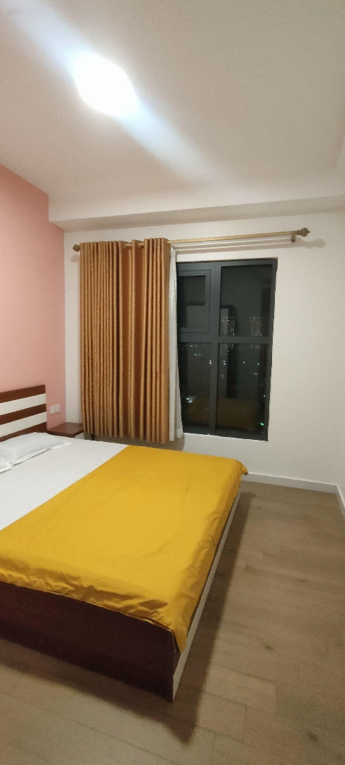 Siêu Hot!!! 2 Ngủ + 1 , 65M2 View Hồ Sân Golf Giá Tốt