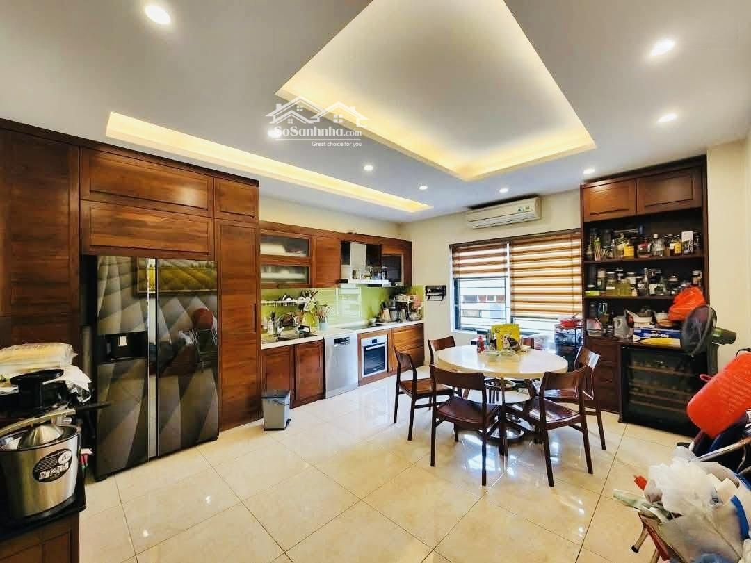 Bán Nhà Mặt Phố Trần Vỹ- Cầu Giấy-Oto Vào Nhà-Thang Máy- Kinh Doanh- 2 Thoáng- Dân Xây 73M 4T 22 Tỷ