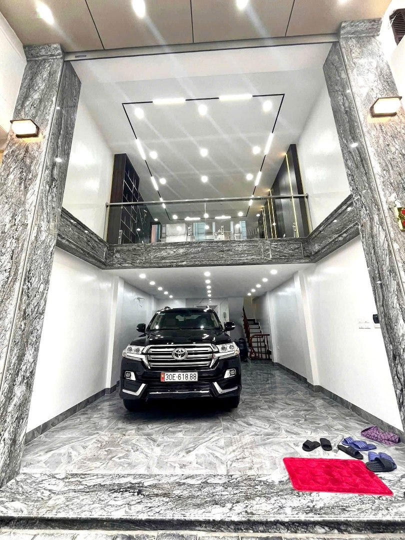 Lh Em Huế 0984423762 ( Zalo ) Xem Nhà Nhà Phân Lô Khu Đền Lừ, Đường Thông Ô Tô Vào Nhà, Chạy Vòng