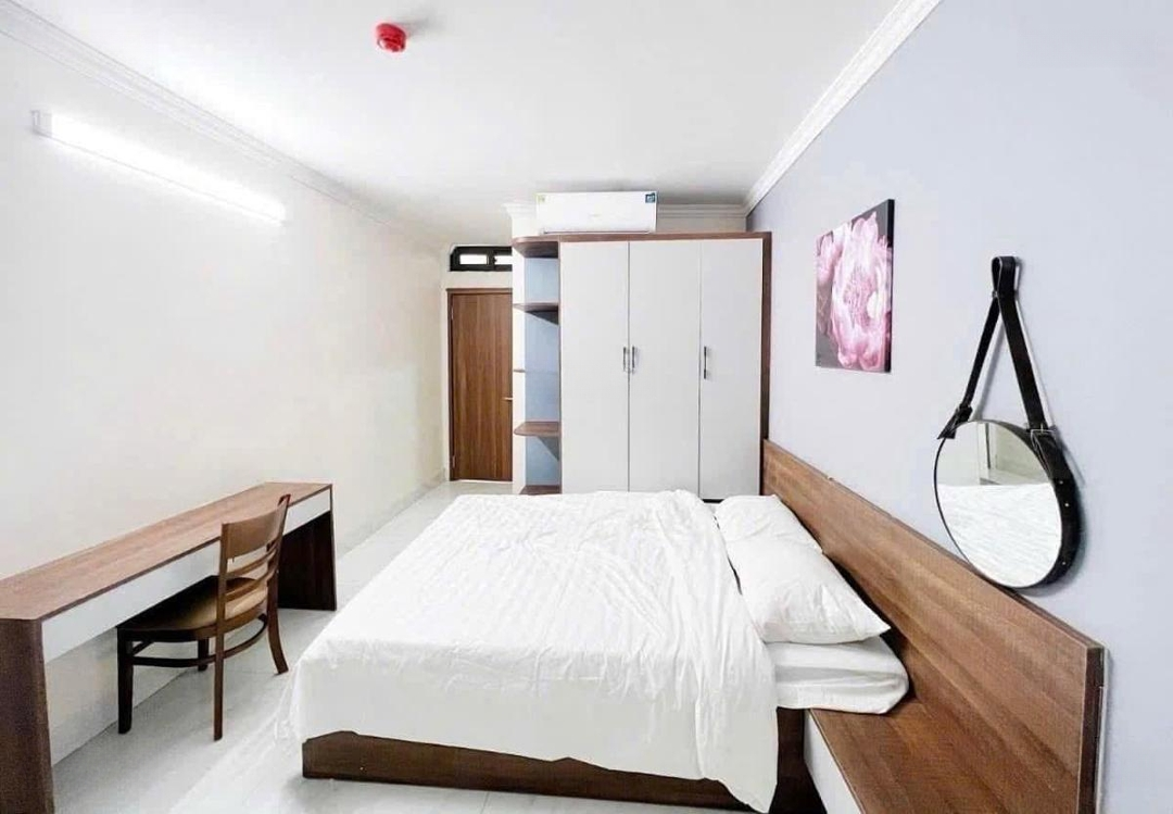 Gần Ngã Tư Sở, Ccmn Lô Góc, 10P Cho Thuê, Dòng Tiền 60 Triệu/Tháng, 20M Ra Mặt Phố Kd Sầm Uất