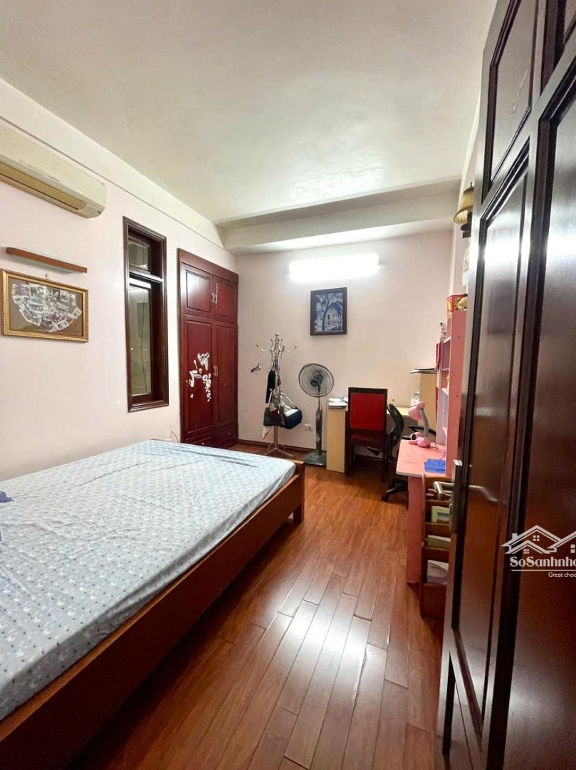 Bán Nhà Nguyễn Văn Cừ 52M² X 4T Ô Tô Vào Nhà Kinh Doanh Thoáng Trước Sau 14,5 Tỷ