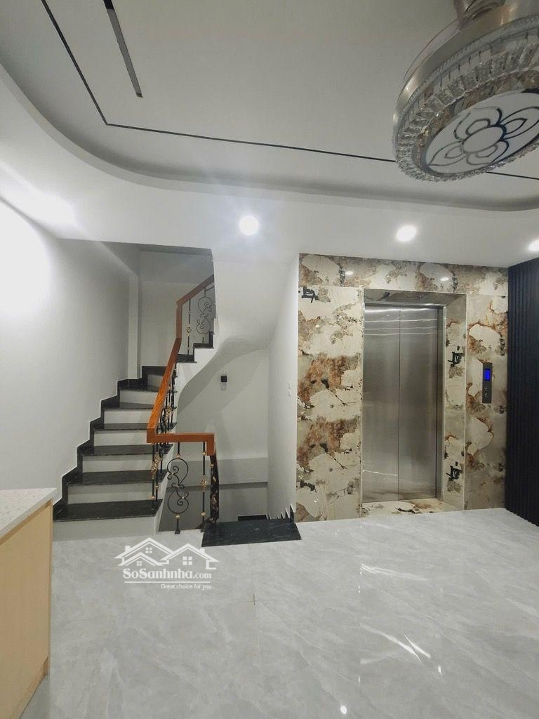 Siêu Phẩm Lô Góc Ngọc Thụy - Nhìn Sang Quốc Tế Việt Pháp - Chất Lượng Dân Xây - Gara - Ngõ Ô Tô
