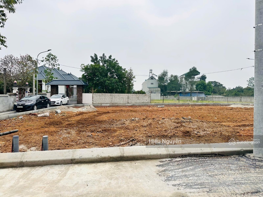 Đất Sát Dân Cư Trung Tâm Cổ Đông-Sơn Tây 120M2 Thổ Cư Chỉ 2,2 Tỷ