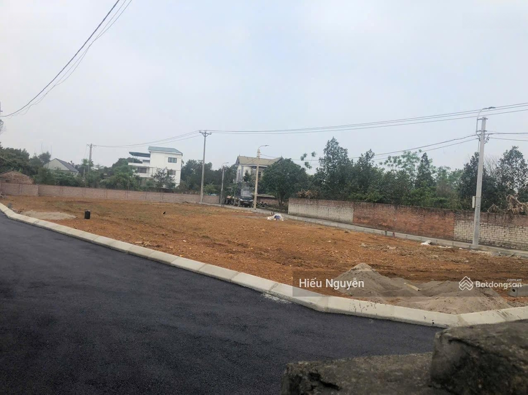 Đất Sát Dân Cư Trung Tâm Cổ Đông-Sơn Tây 120M2 Thổ Cư Chỉ 2,2 Tỷ