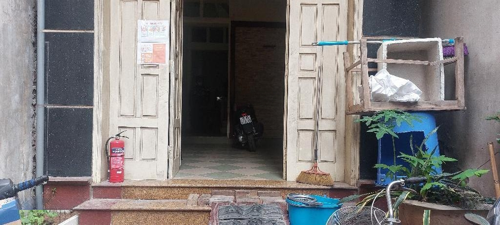 Cần Bán Nhà Ngọc Hồi, Mặt Ngõ Ô Tô, Gần Hồ Linh Đàm, Kinh Doanh Tốt Chỉ 5.5 Tỷ