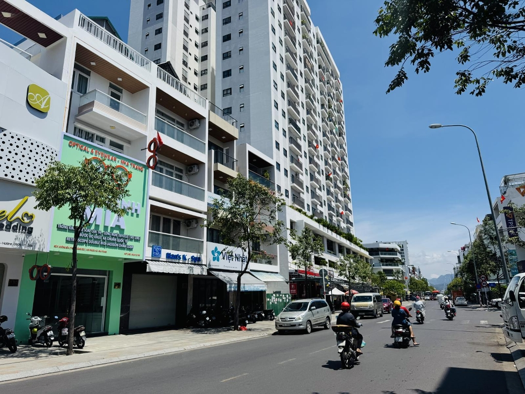 Bán Nhà Mới, Hiện Đại Đường Lớn Kinh Doanh, Mặt Tiền Đường Thích Quảng Đức Vcn Phước Hải