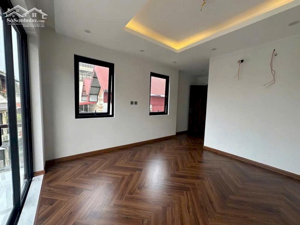 Bán nhà Phúc Đồng. Gần hồ, Chợ, Kinh Doanh. Lô Góc - Thang Máy - Gara. 65m x 5T.