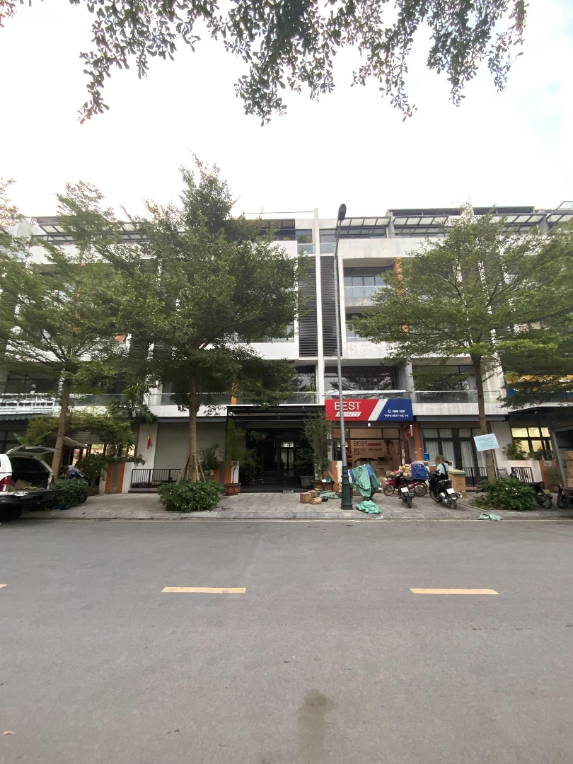 16 Tỷ Liền Kề 79M2, 380M2 Sàn, View Công Viên, Dự Án Bình Minh Garden. Rẻ Hơn Vin Cổ Loa 0919185809