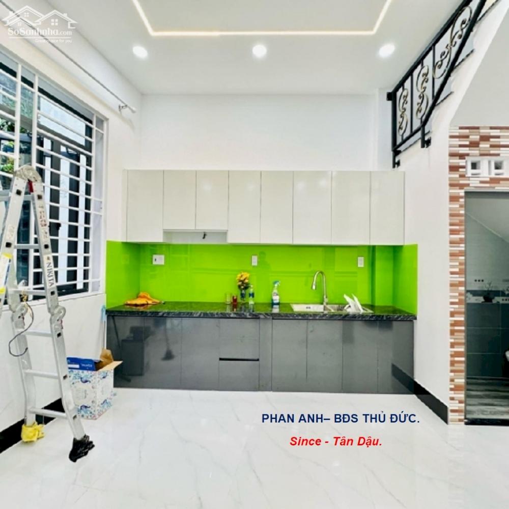  Bán Gấp Nhà Phố Liền Kề Nguyễn Thị Định, Quận 2 _ Hẻm Xe Hơi _ 2 tầng 3 pn _ Chỉ có 8Ty 9999.