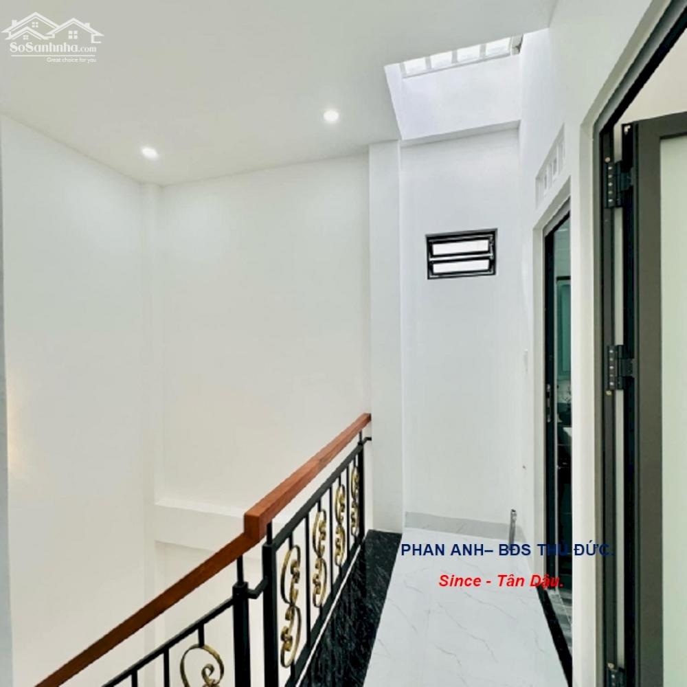  Bán Gấp Nhà Phố Liền Kề Nguyễn Thị Định, Quận 2 _ Hẻm Xe Hơi _ 2 tầng 3 pn _ Chỉ có 8Ty 9999.