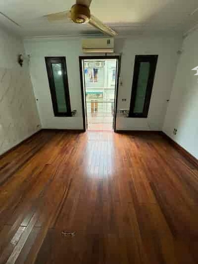 Cho Thuê Nhà Ngõ 2 Hoàng Sâm 55M2X4T Ngõ Ô Tô Tránh