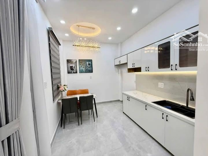 Xoay Tiền Bán Gấp Nhà Quốc Hương, Thảo Điền, Quận 2. Giá Bán 2,2 Tỷ,Diện Tích45M2, Lh Như 0766372453, Hẻm 4M