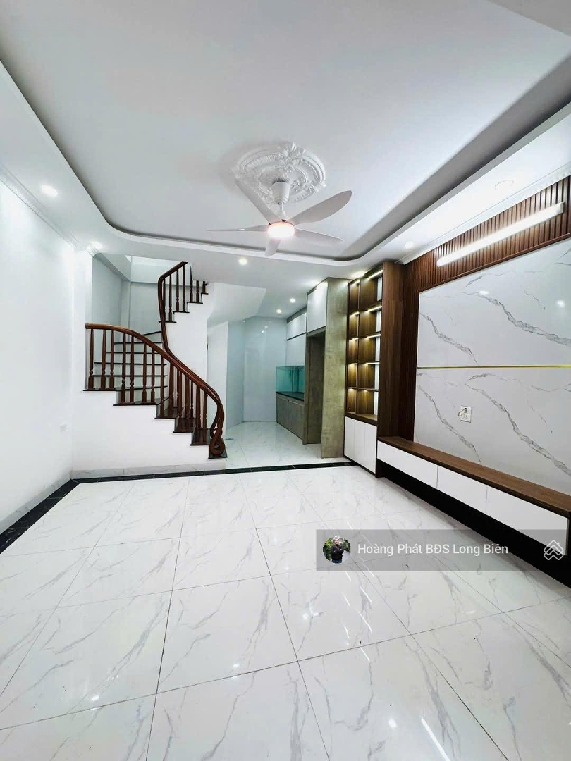 Bán Bán Nhà 35M2 X 5 Tầng Đàm Quang Trung, Long Biên- Ngay Chân Cầu Vĩnh Tuy. Liên Hệ: 0965858116