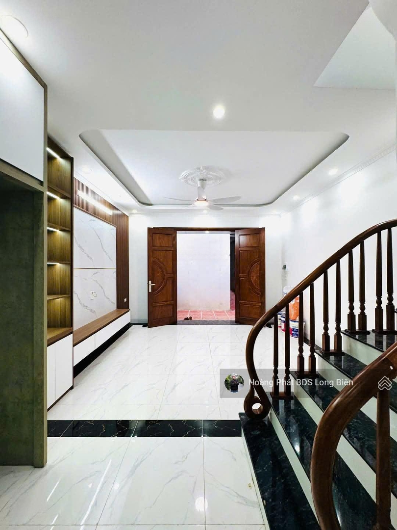 Bán Bán Nhà 35M2 X 5 Tầng Đàm Quang Trung, Long Biên- Ngay Chân Cầu Vĩnh Tuy. Liên Hệ: 0965858116