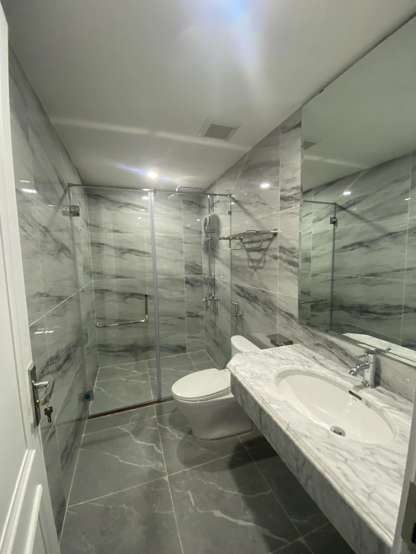 Nhà Quan Hoa, Thang Máy,Diện Tích50M2 X 6,5T Đầy Đủ Đồ Cơ Bản 24 Triệu Nhận Nhà Ngay