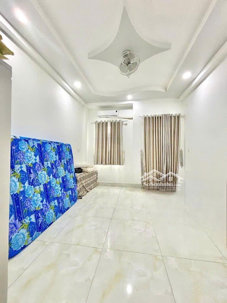 Bán Gấp Nhàhẽm Xe Hơitránh Nhau Vip 39 An Dương Vương, P16 Q8. Diện Tích: 62M2. Giá Chỉ 7.5Tỷ.