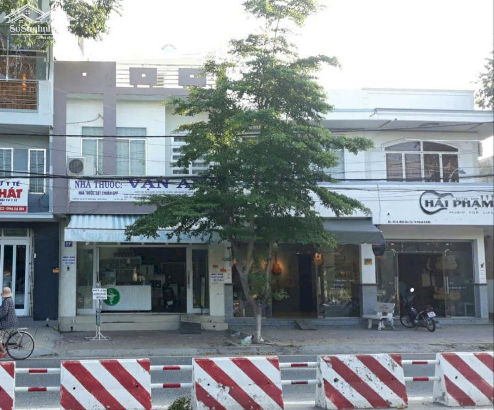 Cc BÁN GẤP-GIẢM còn 4,5 TỶ NHÀ PHỐ 3 TẦNG 349A NGÔ GIA TỰ-TRUNG TÂM TP. PRTC NINH THUẬN Ngang 5,5m nở hậu